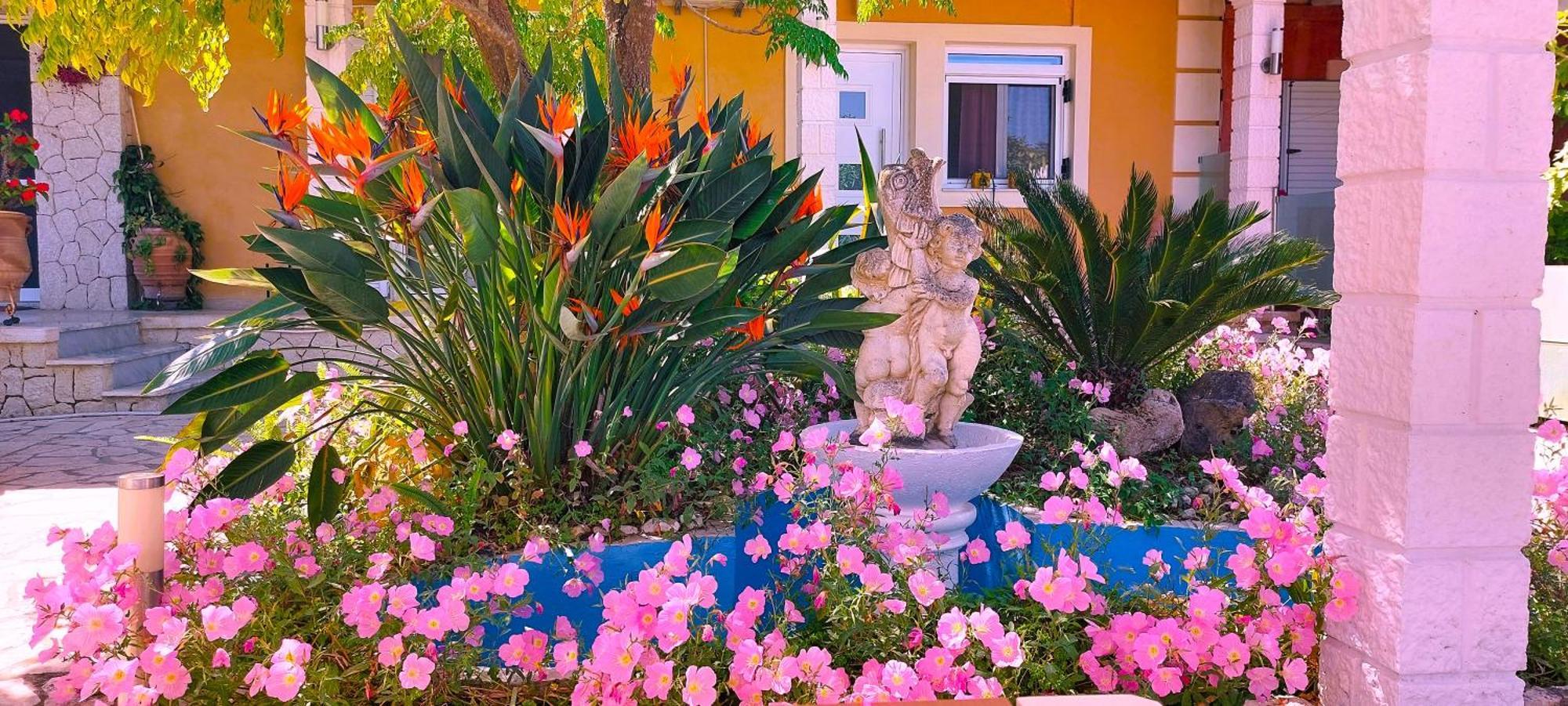 Iris Apartment Near Corfu Town コントカリ エクステリア 写真